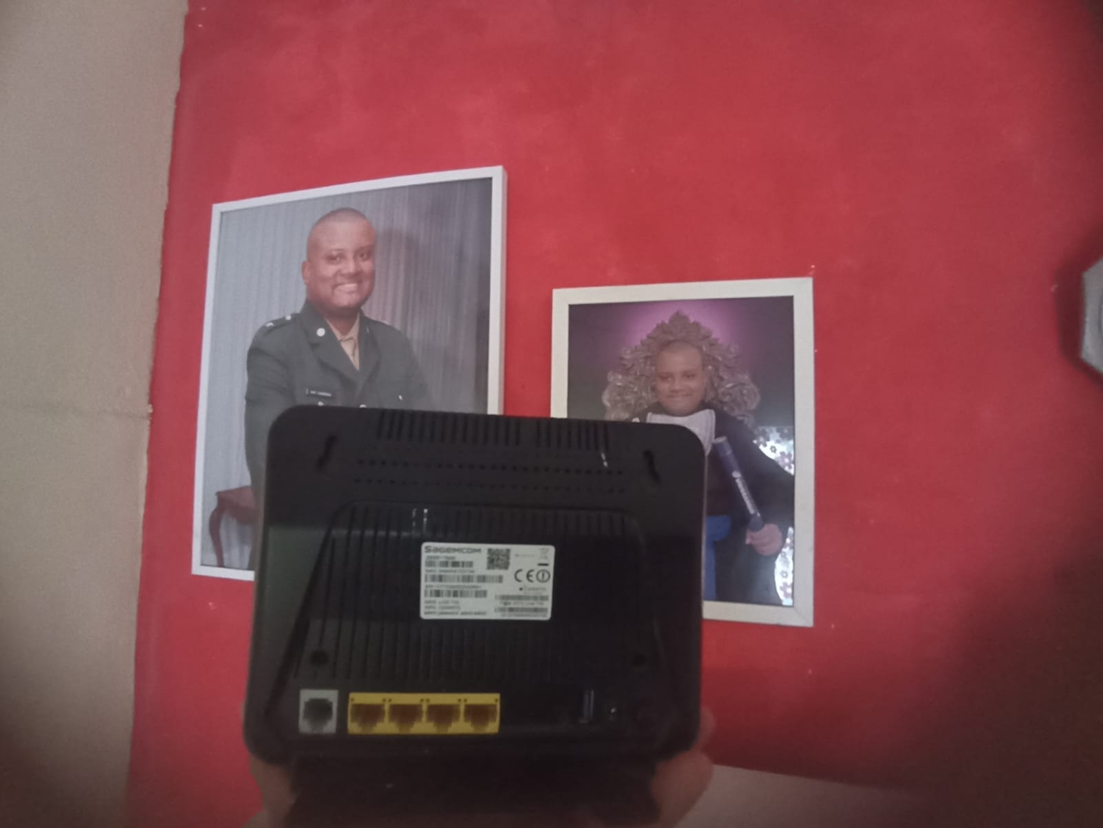 Porta USB atrás dos roteadores